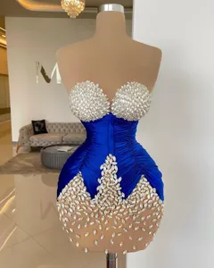 Royal 2023 Blue Sheath Dressation Sukienka Kryształy Satyna Krótka mini powrót