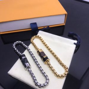 Bracciali da uomo Catena cubana d'argento Coppia di braccialetti Braccialetto di fascino per bottiglia di profumo in pelle con fiore antico Gioielli firmati da donna Top Bijoux Gift