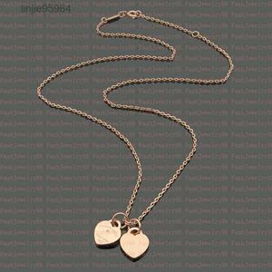 Designer Single Peach Heart Necklace Woman Stainless Steel Blue Pink Green Pendant Jewelry Valentine's Day Christmas with Box 255zi{category}