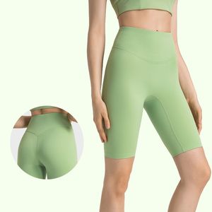 L388 Calções de ioga de cintura alta curtos sem linha T Calças de treino elásticas Leggings femininas Calções de desporto adequados para a pele Calças de cinco pontos de ajuste clássico Calças de fitness