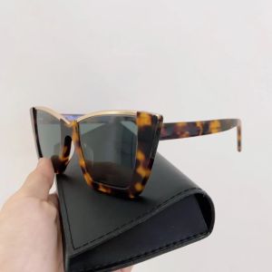 Kedi Göz Güneş Gözlüğü Kadın Tasarımcılar Moda Gözlük Popüler Markalar Gözlükler Retro Yol Çerçeve Yaz Boş Zamanlı Vahşi Stil UV400 Koruması Vaka ile
