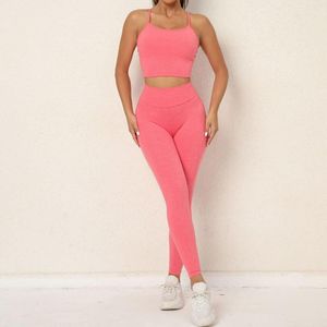 Aktiva uppsättningar Chrleisure 2st Yoga Suit Bulift Scrunch Workout Leggings With stockproof Sports Bra sömlös set Slim Sportswear
