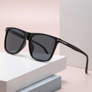 Tom for Men Sunglassesブランドデザイナーファッションラグジュアリーアウトドア夏の超薄長Rectangle Women ins Popular Party Glasses Festival Oculos de Sol Shades