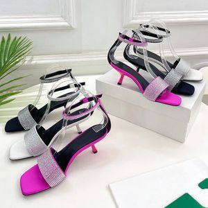 2023 Women Classic Designer Luxury Peep-Toe Heeled Sandals Fashion Womens One Line Buckle Shoe Lady Sexy Rhinestones Embellish Cat Heel Outer Wear High Sandal Shoes