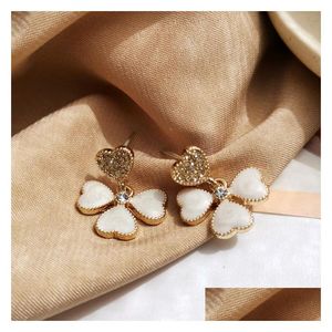 Dangle Chandelier Lovely White Color Flower Earrings For Women Heart Round Leaf Triangle Pearl Bowknot Jewelry Brincos Gif Dhqxs