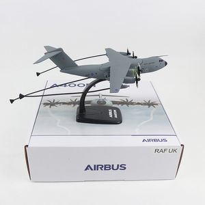 Electric RC Car 1 200 Scale Airbus A400M HUS FÄRG AIRCRAFT Modell Transport Plastplan Display Collection Boy Gift Toys Original Box 230605