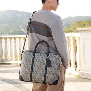 Bolsas de grife de luxo Pasta masculina Pacote de moda comercial Hots Sale Bolsa para computador portátil Couro Bolsa tiracolo bolsa mensageiro Bolsas de ombro de alta capacidade