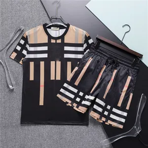 Mens Tracksuits Tech Set Designer Tracksuit Shirts Shorts Two-Piece Women