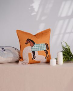 Luxury Embroidered Pattern carriage Signage Horse soft velvet material Pillow Case Cushion Cover Family Fabric Decoration Pillow cushion cover 2023070913