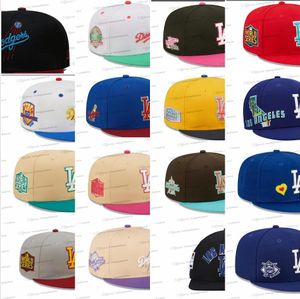 40 Special Styles Mens Baseball Snapback Hats Mix Colors Sport Adjustable Caps Chapeau Pink Los Angeles' Letters Hat 1981 World Patch Ed on Side Ju6-04