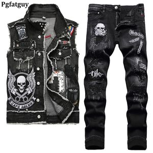 Schwarzer Totenkopf besticktes 2-teiliges Herren-Set, modische schmale Jeansweste und zerrissene Jeans, zweiteilige Herren-Freizeitanzug, Streetwear