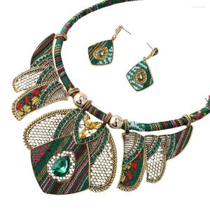 Hänge halsband boho etniska örhängen set kostym smycken sätter kvinnor bohemiska folk-anpassning 14x7.5cm legering grön sommarmiss