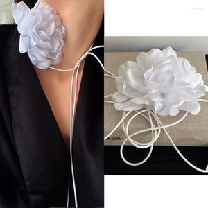 Gargantilha Decorações Exageradas Delicada Corrente de Pescoço Clássico Romântico Colar de Flores Para Mulheres Moda Jóias Colar de Charme Vintage