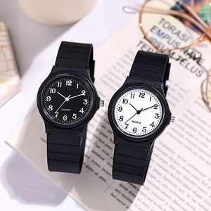 Children's watches 1Pc Black Children's Watches Silicone Strap Soft Small Wrist Watches Teen Boys Girls WristWatch Unisex Kids Watches 230606