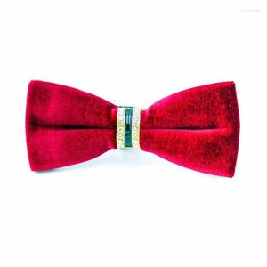 Bow Ties justerbar sammet herrar bowtie accessoarer nack slips gåva bröllop vuxen krawatte för bunden skjorta fest klänning hj72