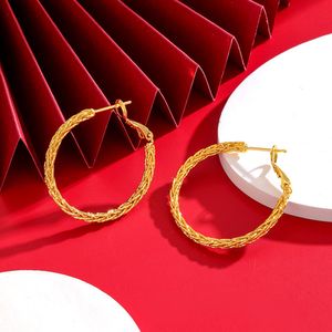 Kvinnor Hoop örhängen Twisted Circle Round Fashion Jewelry 18K Yellow Gold Filled Real Simple Sexy Huggie Earrings Gift