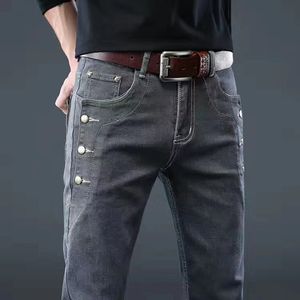 Herr jeans trendiga män kläder slim knapp svart fast färg stretch skateboard multiberton ungdom skinny denim byxor 230606