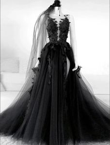 Black Gothic Wedding Dresses vintage fairy tale Bridal Gown vestidos de novia 3D Floral Applique Side High Slit