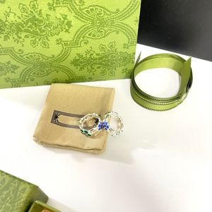 2023 moda novo designer anel estilo entrelaçado fecho flor de esmalte verde anel estilo corrente de âncora de barco flor de esmalte colorido sem caixa