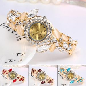 Wristwatches Woman's Bracelet Watches Ornaments With Hypo-allergenic Metal Straps Quartz Watch For Valentine's Day Christmas Gift