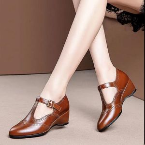 CRESFIMIX WOMEN CLASSIC HIGH QUALITY BLACK LEATHER OFFICE HIGH HEEL SHOES LADY FASION BROWN SMORM SUMMER HEEL SHOES A9641