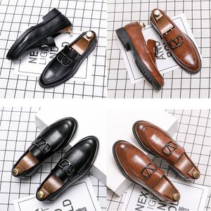 Hochwertige dekorative Leffer-Schuhe mit Metallschnalle für einfarbige Herren, bequeme Freizeitschuhe mit niedrigem Absatz, britische Business-Lederschuhe
