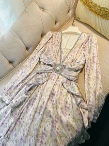 2023 Summer Autumn Lavender Floral Print Ruffle Dress Lång ärm V-ringning Panelen MIDI Casual Dresses C3L04