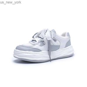 Women Shoes Autumn 2022 Spring Women White Casual Shoes Breathable Flats Fashion Breathable Women Sneakers L230518