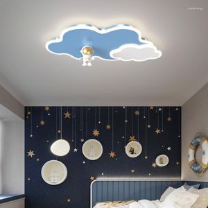 Lampadari moderni LED dimmerabili Plafoniere per bambini carini Astronauta Nuvole Camera da letto Soggiorno Lampada da studio Decorazione domestica Illuminazione per interni