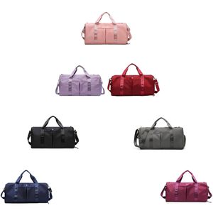 Toppkvalitetskoppling 2SIZES Köp på väskor Tote Nylon Lululemens Cross Body Travel Bags Män plånböcker Designer Vattentät väska Lyxiga axel kvinnors saker säckar handväska