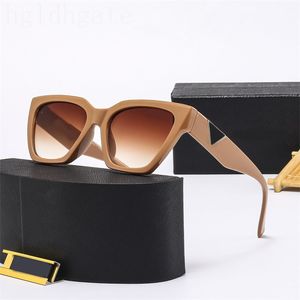 P mens sunglasses thick frame designer glasses uv protection exquisite lentes de sol western style oversized metal triangular beach sunglasses ladies PJ086 C23