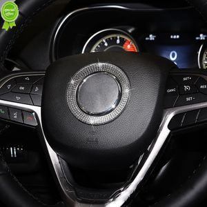 New Bling Car Steering Wheel Emblem Sticker Accessori Diamond Rhinestone Auto Interior Badge Decal Cover Trim per Jeep all'ingrosso