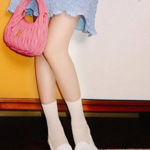 Moda Miui Wander Matelasse Designer Clássico letras de metal com alça superior bolsa tote bolsa feminina masculina de luxo acolchoada bolsa crossbody bolsas de ombro bolsas rosa