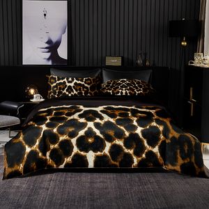 Sängkläder sätter kvalitet sängkläder set vild leopardtryck täcke täcke med örngott ultralik mjuk och enkel vård för kung drottning storlek 230606
