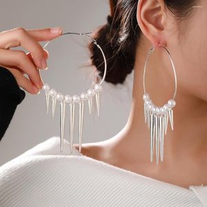 Orecchini a cerchio Punk Rivetti Perla per donna Vintage Hip Hop esagerato Fascino freddo Accessori estetici 2023 Gioielli di tendenza