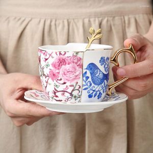 Set di stoviglie Set da tè pomeridiano inglese Colibrì Strumento da caffè Piatto da dessert dorato Tazza cinese Tazza da latte classica HomeTea Party Restaurant