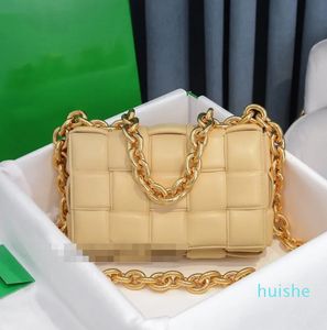 2023 Bolsa tiracolo feminina moda bolsa tiracolo bolsa tipo clutch pequena luxo tecido trançado Genu