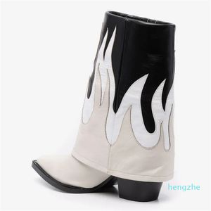 أزياء Winter Women Fire Boots طباعة أزياء West Cowboy Boots Street Street for Women Suede Shice Heel Odly