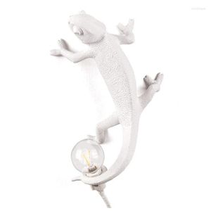 Tischlampen Nordic Chamäleon Lampe Wand Wohnzimmer Schlafzimmer Nachtlichter Tier Gecko Harz dekorative niedliche Schreibtischleuchte