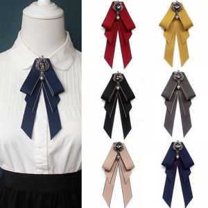 Neck Ties Vintage Bow Tie Cameo Ladies Head Diamond Ribbon Tassel Brooch Chic Girls Elegant Jewelry Collar Pin Girl Cravat Gift for Men 230605
