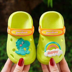 Slipper Cartoon Dinosaurier Kinder Hausschuhe Jungen Sommer Strand Sandalen Mädchen Hause Kleinkind AntiSlip Indoor Rutschen Kind Garten Schuhe 230608