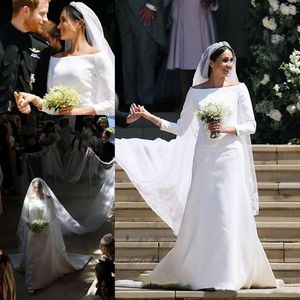 2019 Prinz HarryMeghan Markle Lange Ärmel Brautkleider 2018 Einfache Satin Bateau-Ausschnitt Lange Brautkleider Hofschleppe C251J