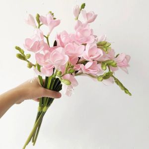 Decorative Flowers Artificial Flower Bouquet Fragrant Snow Orchid Real Feel Wedding Party Living Room Table Setting Fake Decor