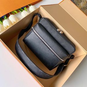 7A Quality designer bag mens women Genuine Leather Outdoor Crossbody bag Messenger Bags Shoulder Bag Handbags tote bag Purse Wallets With Original Box M30233