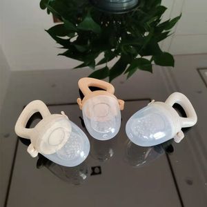 Koppar rätter redskap silikon baby frukt matare napp mat grönsak tillägg soother spädbarn nibber teether med täckmatning föremål 230607