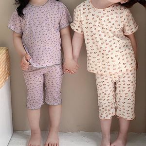 Conjuntos de roupas de marca Camisola Floral Terno Roupa de verão Casa Roupas Bebê Meninas Camiseta Shorts Criança Manga Curta Conjunto Pijamas 230607