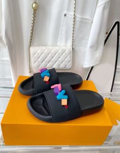 Pantofole da uomo e da donna di alta qualità con suola spessa, alla moda, colorate, lettera scorrevole, gelatina, sandali da spiaggia, bagno, all'aperto, parco, casual, scarpe leggere, taglia 35-45