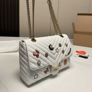Yeni altın zincir omuz çantaları piko tasarımcıları çapraz bags kadın moda tasarımcı çanta yüksek qulity çanta cüzdanı deri el çantası pilili küçük ve hafif debriyaj 221028