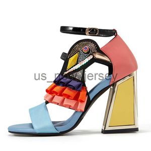 Сандалии Новые дизайнерские туфли на каблуках Женщины летние сандалии оборки для птиц декор. Кубки на пят