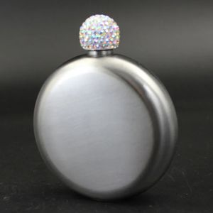 Portable 304 Stainless Steel Rhinestone Lids Round Hip Flask 5oz Round Men Pocket Portable Flagon Whisky Wine Bottles